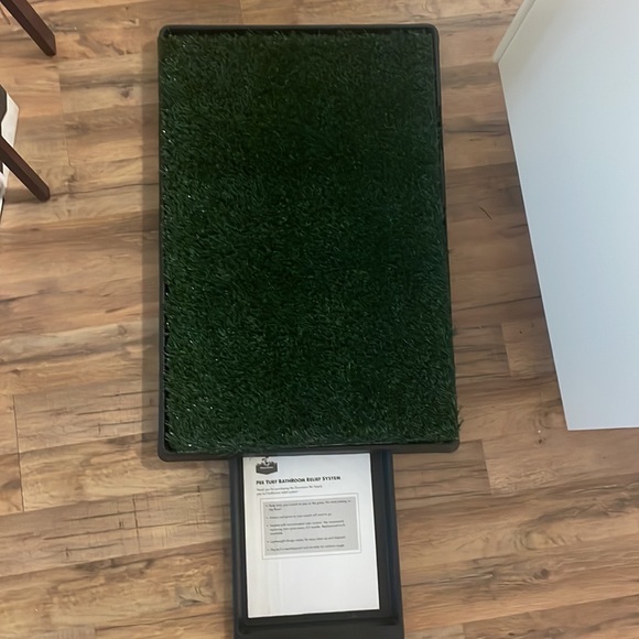 Pee Turf Bathroom Relief System for dogs - Picture 2 of 3